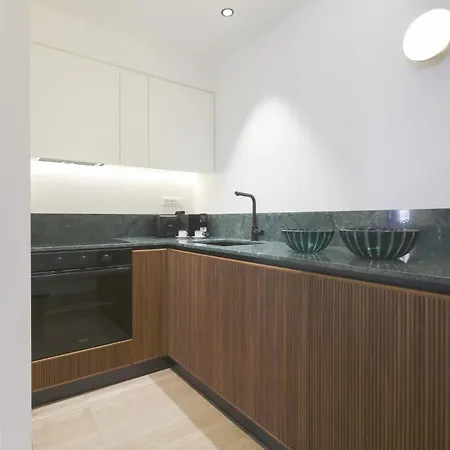 아파트 ​easylife - Elegante Trilocale In Piazza Navona