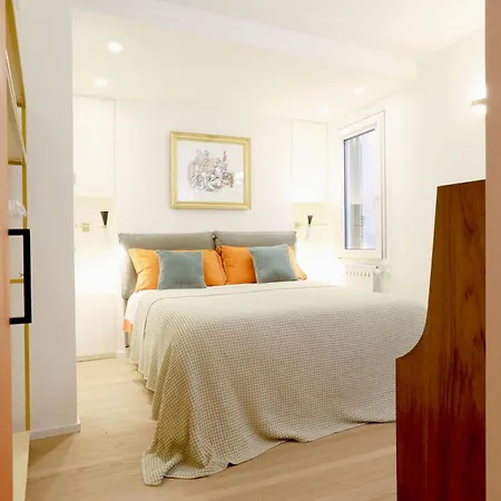 ​easylife - Elegante Trilocale In Piazza Navona
